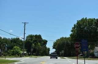 CR 561 (12th Street) turns west to follow Minnehaha Avenue out of Clermont.