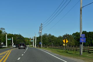 CR 565A ties into the loop taking CR 561 (Lake Minneola Shores) around Lake Minneola.