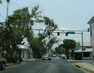 Looking northeast on Southard Street east at U.S. 1 (Whitehead Street). Southard Street ends eight blocks ahead at White Street and the Trumbo Annex. The Monroe County Courthouse lies along Whitehead Street between Southard and Fleming Streets.