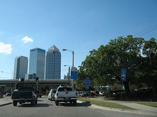 Brorein Street branches northwest from Channelside Drive near Amalie Arena to form a service road to the Selmon expressway west from the Exit 7 off-ramp to Exit 5 at Hyde Park. An eastbound on-ramp ties into SR 618 from Jefferson Street.