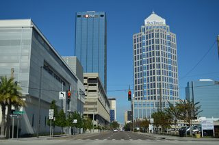 Brorein Street parallels the elevated Selmon Expressway west from Cumberland Avenue and the Exit 7 off-ramp to Hyde Park.