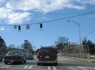 Service roads connect Hardeman Avenue and Forsyth Street with the respective entrance ramps to I-75/SR 540.
