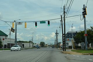SR 22 overlaps with U.S. 41BU/SR 49 for 0.33 miles along Walnut Street east to U.S. 80/129.