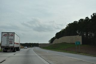 I-675 south enters Henry County just beyond the separation with the I-75 South Metro Express Lanes.