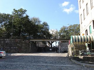 River and Lincoln Streets, with stairs leading up to Emmet Park and Bay Street.