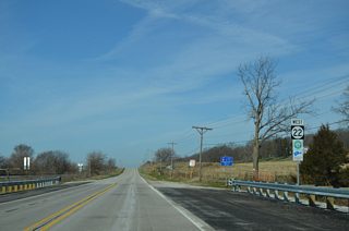 The last shield for Iowa 22 in Scott County stands just west of County Road Y40.