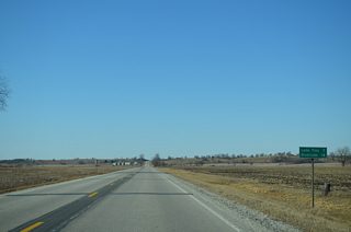 Lone Tree lies seven miles ahead as Riverside debuts on westbound distance signage at 14 miles out.
