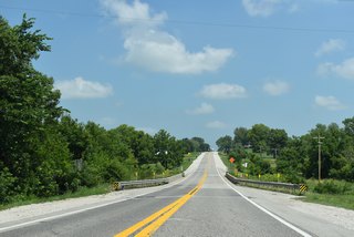 U.S. 63 leaves Iowa 163 for the central business district of Oskaloosa, seat of Mahaska County.