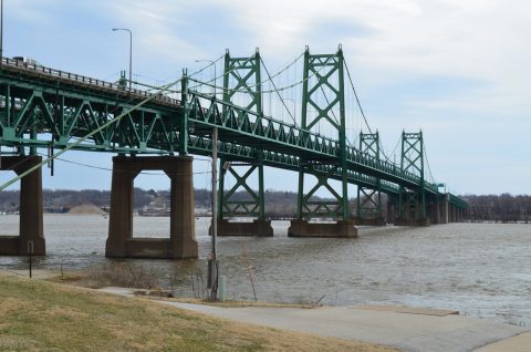 Interstate 74 - Iowa-Illinois Memorial Bridge
