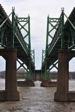 Interstate 74 - Iowa-Illinois Memorial Bridge