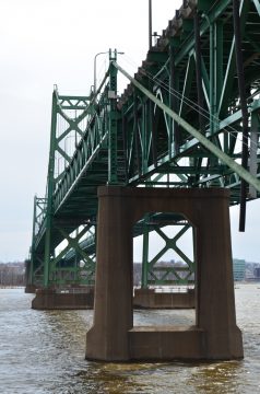 Interstate 74 - Iowa-Illinois Memorial Bridge