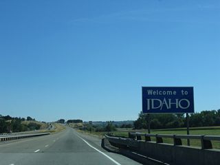 Interstate 84 eastbound crosses the Snake River south from Ontario, Oregon into Payette County, Idaho.