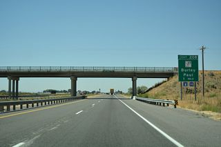 ID 27 overlaps with Business Loop I-84 south from Exit 208 to U.S. 30 at Downtown Burley. ID 27 extends north to ID 25 in the city of Paul.