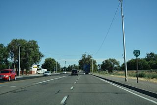 Business Loop I-84 reassurance marker posted along Highway 30 at 8th North Street.