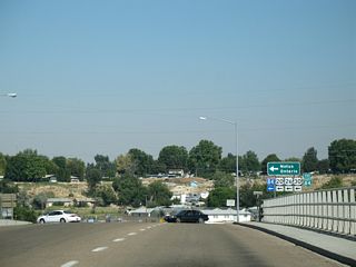 Removed with a sign replacement made after 2006, a second end shield for Business Loop I-84 appeared at the entrance ramp for U.S. 20/26 west to Notus and I-84/U.S. 30 northwest to Ontario.