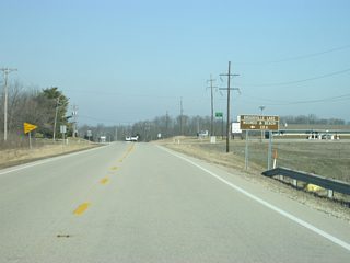 Mounds State Recreational Area and its beach are located to the west of SR 101 along Farm Hill Road. Fox Hill Road continues the road to the east toward Mud Road.