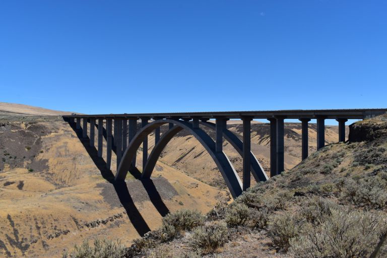 I-82 - Fred G. Redmon Bridge