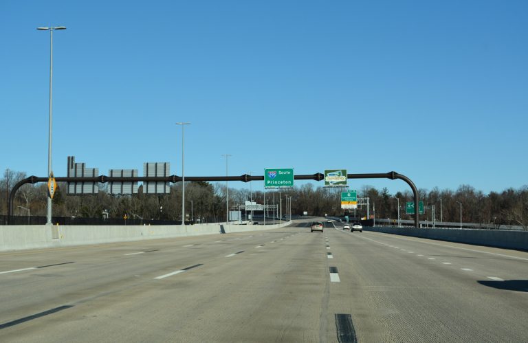 I-295 crossing the Scudder Falls Bridge into New Jersey.