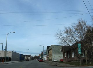 Business Spur I-75 prepares to turn southward from East Portage Avenue onto Ashmun Street in Downtown.