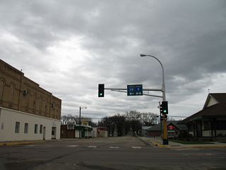 MN 28 east overlaps with MN 9 (Atlantic Avenue) north for a half mile along old U.S. 59. MN 9 south leads to Hanock.