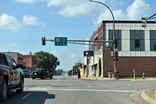 Highway 30 west runs in tandem with U.S. 63 north for the next 4.1 miles to an interchange near Rochester International Airport (RST).