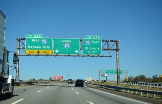 Eliminating left exit ramps, construction from Spring 2019 to October 2020 rebuilt the cloverstack interchange joining I-435/70 into a partial turbine interchange.
