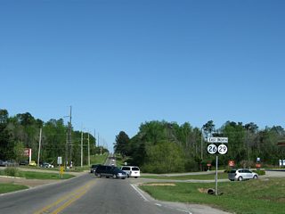 MS 29 begins at U.S. 49 and overlaps with MS 26 (Central Avenue) east one mile to Magnolia Drive in Wiggins.