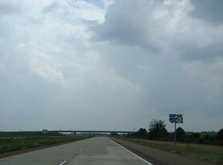 The last shield for I-69 in Mississippi precedes the Green River Road overpass along MS 713.