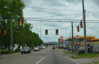 Chantilly Street (Old U.S. 84) stems east from U.S. 11 (Cross Street / Susie B. Ruffin Avenue) three blocks to Interstate 59 at Mississippi Avenue. Victoria Avenue north and Martin Luther King, Jr. Avenue south come together at a signalized intersection with Chantilly Street.