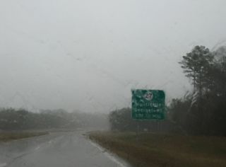 Shifting northward from MS 184, U.S. 84 bypasses the town of Monticello. The first of two exits along the controlled access expressway is the diamond interchange with MS 27.
