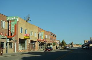 Main Street west of 2nd Avenue S in Downtown Shelby.