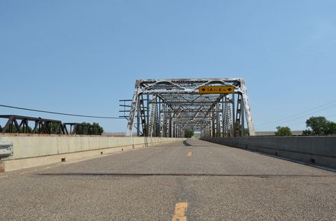 Old Highway 10 - Powder River Bridge