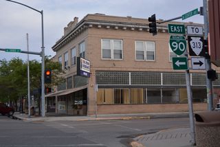 Despite signage alluding to 3rd Street leading to S-313, the secondary highway begins at Center Avenue and follows Old U.S. 87/212 west 0.77 miles to Mitchell Avenue.