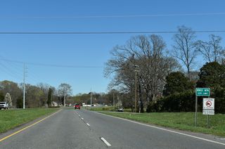 U.S. 74 Business (Shelby Road) runs along the Kings Mountain city line before reentering the city limits ahead of Country Creek Drive.