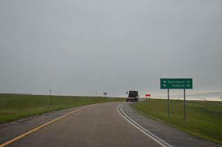 185th Avenue heads north from Exit 340, 0.9 miles to Cass County Route 10 east of Mapleton. CR 15 south to CR 15 west leads to the city of Davenport.
