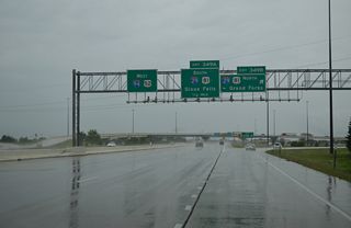 I-29/U.S. 81 head two miles north from Exit 349 B to Main Avenue (U.S. 10) and five miles to Hector International Airport (FAR). Beyond Fargo, I-29/U.S. 81 continue 77 miles to U.S. 2 at Grand Forks.
