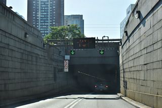 The eastbound portal to the Holland Tunnel of Interstate 78. Passing is prohibited through the 8,371 foot long eastbound tube (Port Authority of NY & NJ, n.d.).