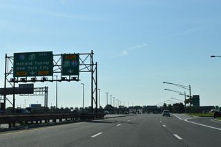 The entrance ramps from Port Street west and U.S. 1/9 south to Interstate 78 east joins the New Jersey Turnpike Newark Bay Extension leading into the Newark Toll Plaza. The unnumbered exit to I-95 and the Turnpike mainline follows.