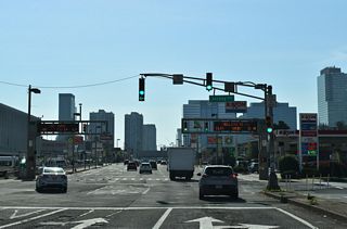 Route 139 and Interstate 78 east converge at the signalized intersection of 12th Street and Jersey Avenue. With six lanes, I-78 eastbound follows 12th Street  through four signalized intersections to the Holland Tunnel.