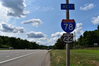 I-78/U.S. 22 turn more northerly toward Musconetcong Mountain.