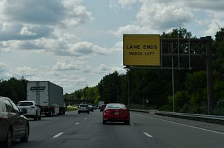 The entrance ramp from I-287 north adds a fourth lane on the left side of Interstate 78 westbound. A lane drop follows on the right.