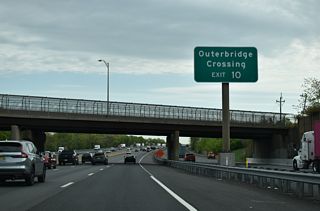 Route 440 extends 5.20 miles east along a freeway from I-287 to the Outerbridge Crossing toll bridge spanning Arthur Kill onto Staten Island, New York.