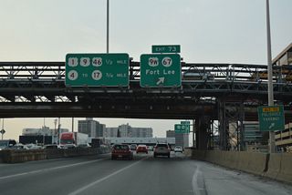 Exit 73 follows from the George Washington Bridge Upper Level as a collector distributor roadway to Hudson Terrace and Route 67 (Center Avenue) to U.S. 9W in Fort Lee.