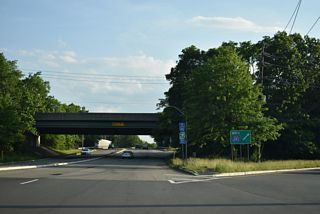 CR 514 (Woodbridge Avenue) south at the entrance ramp for Interstate 287 north in Edison township. I-287 commences west from New Jersey Route 440 across I-95 (New Jersey Turnpike).