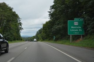 U.S. 202 (Main Road) and Interstate 287 switch sides again at Exit 47 in Montville Township.