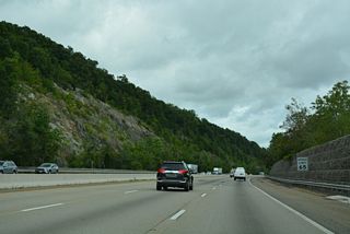 Interstate 287 continues north into Pequannock Township.