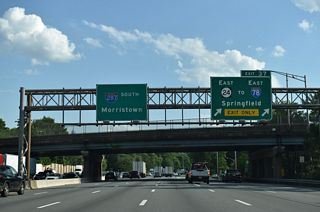 Two lanes leave I-287 south at Exit 37 for Route 24 east to Florham Park, Madison, Chatham and the city of Summit.