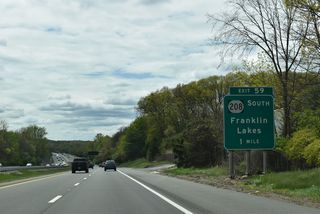 Interstate 287 converges with the north end of New Jersey Route 208 at Exit 59 in Franklin Lakes.