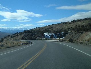 Since the traffic counts over Montgomery Pass are relatively low, U.S. 6 does not require any climbing lanes for trucks.