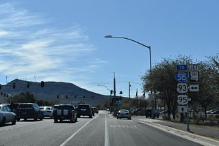 SR 564 (Lake Mead Parkway) enters a commercialized intersection with Boulder Highway.